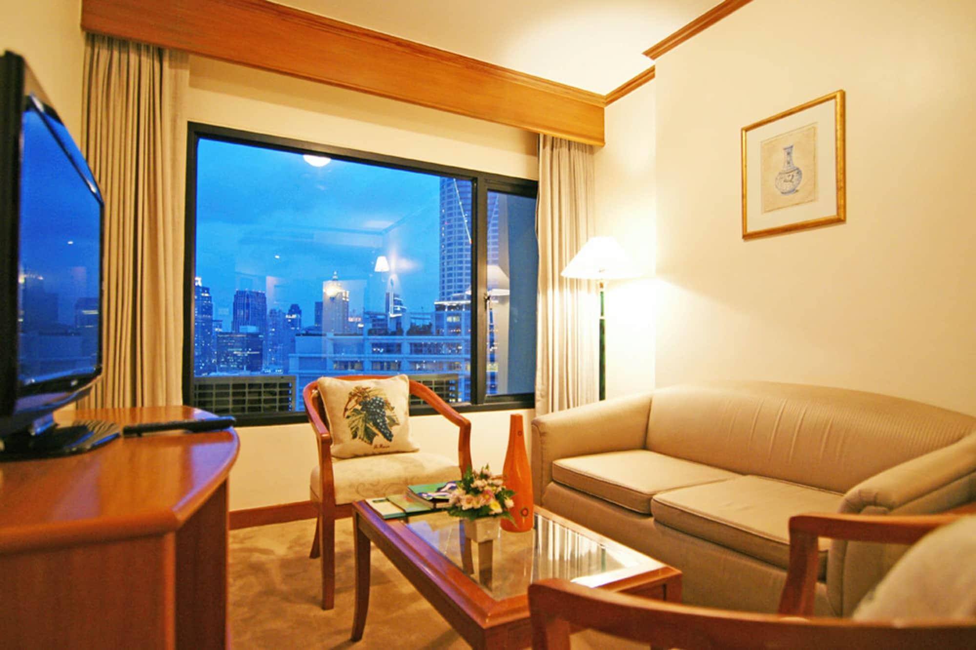 Grand Diamond Suites Hotel Banguecoque Exterior foto