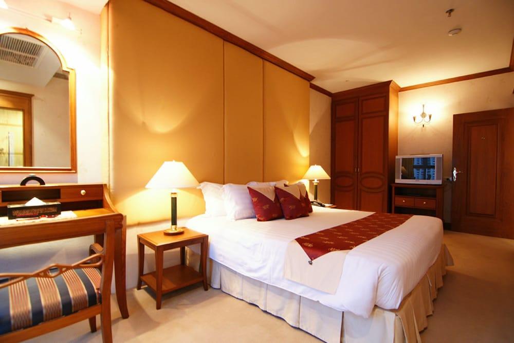 Grand Diamond Suites Hotel Banguecoque Exterior foto