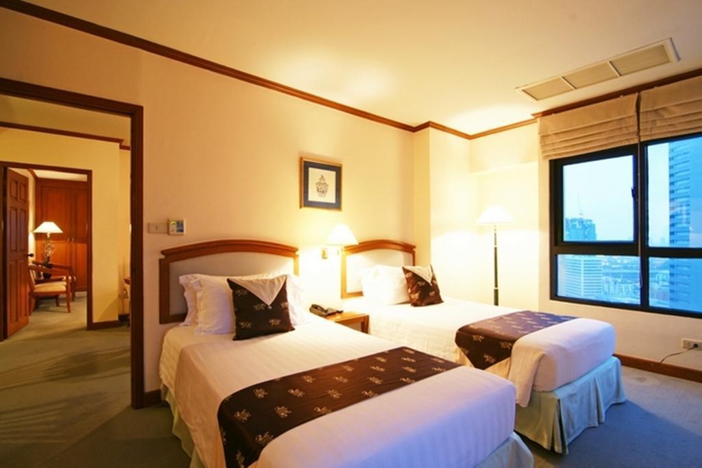 Grand Diamond Suites Hotel Banguecoque Exterior foto